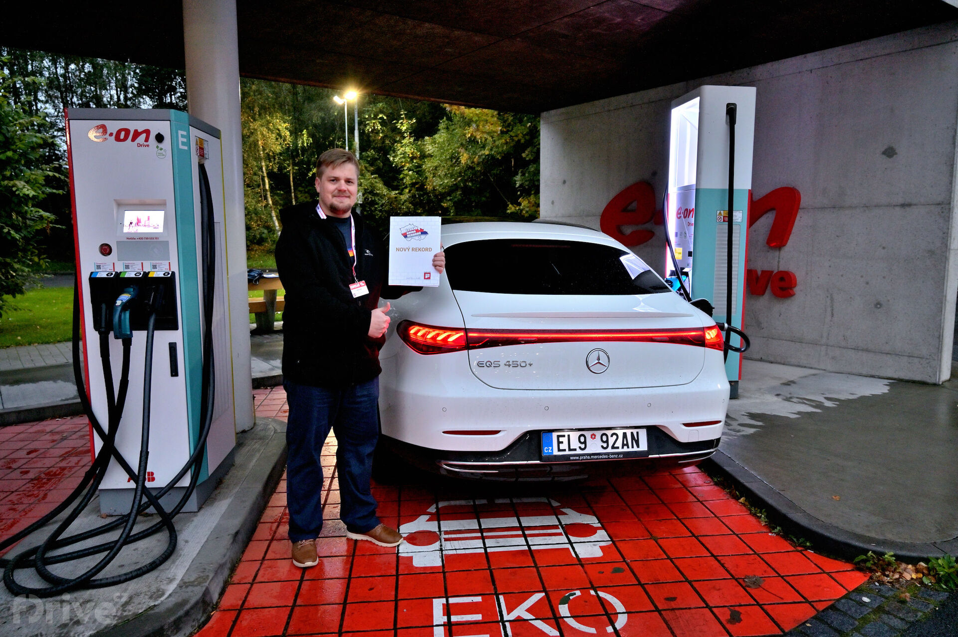 Mercedes-Benz EQS 450+