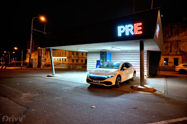 Mercedes-Benz EQS 450+