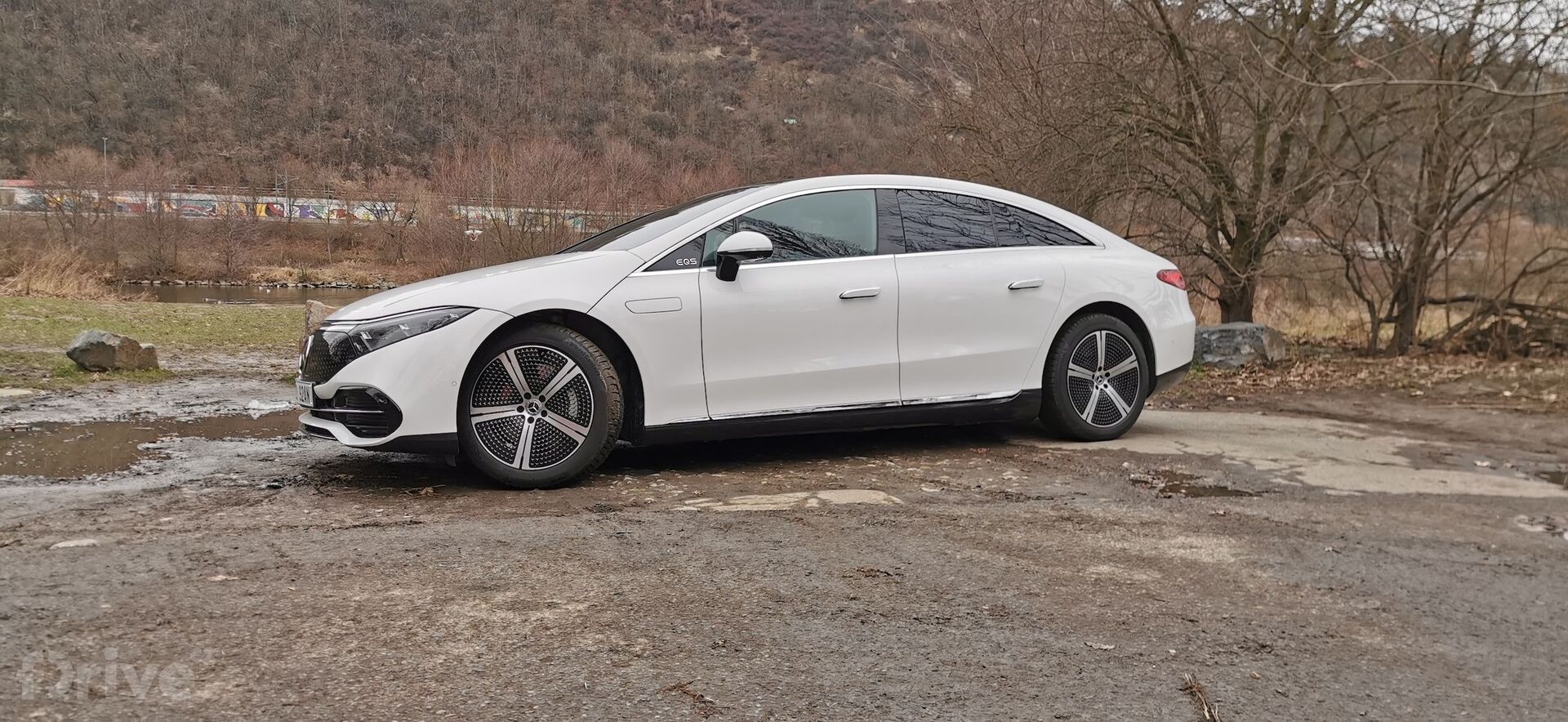 Mercedes-Benz EQS 450+