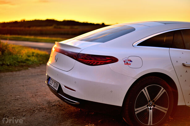 Mercedes-Benz EQS 450+