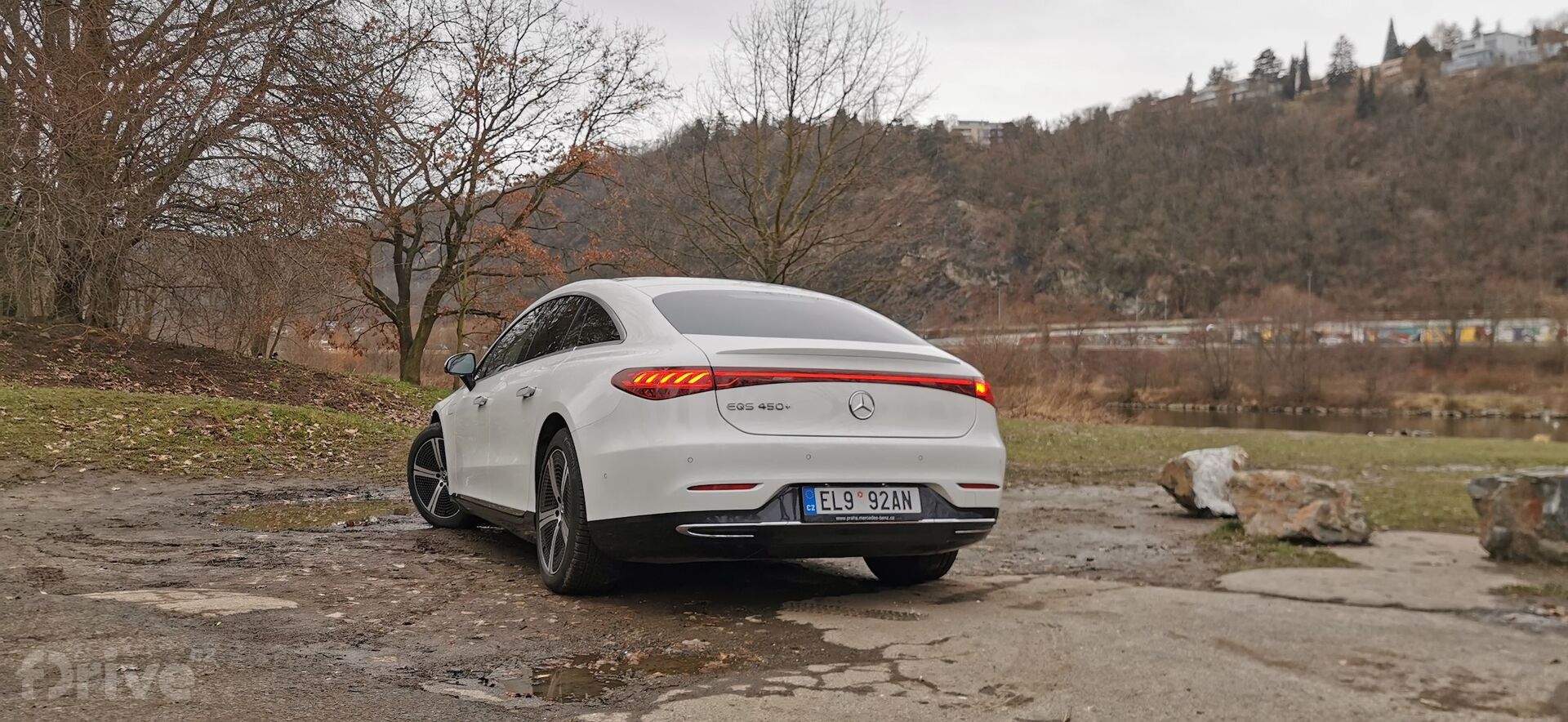 Mercedes-Benz EQS 450+