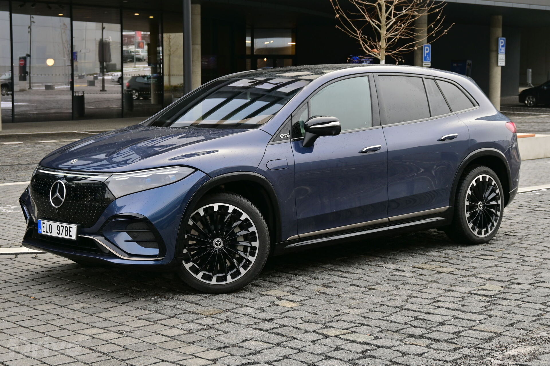 Mercedes-Benz EQS SUV