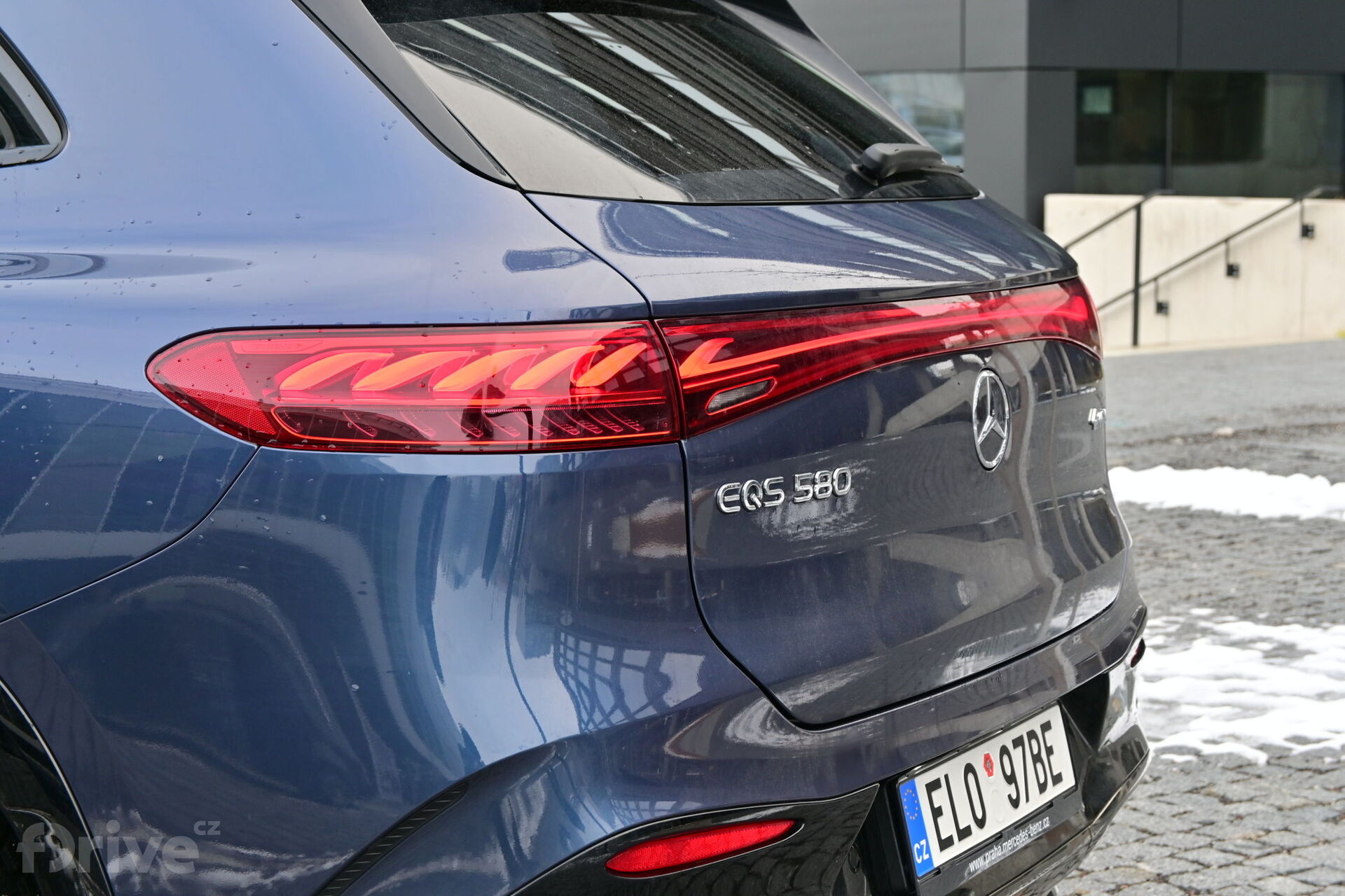 Mercedes-Benz EQS SUV