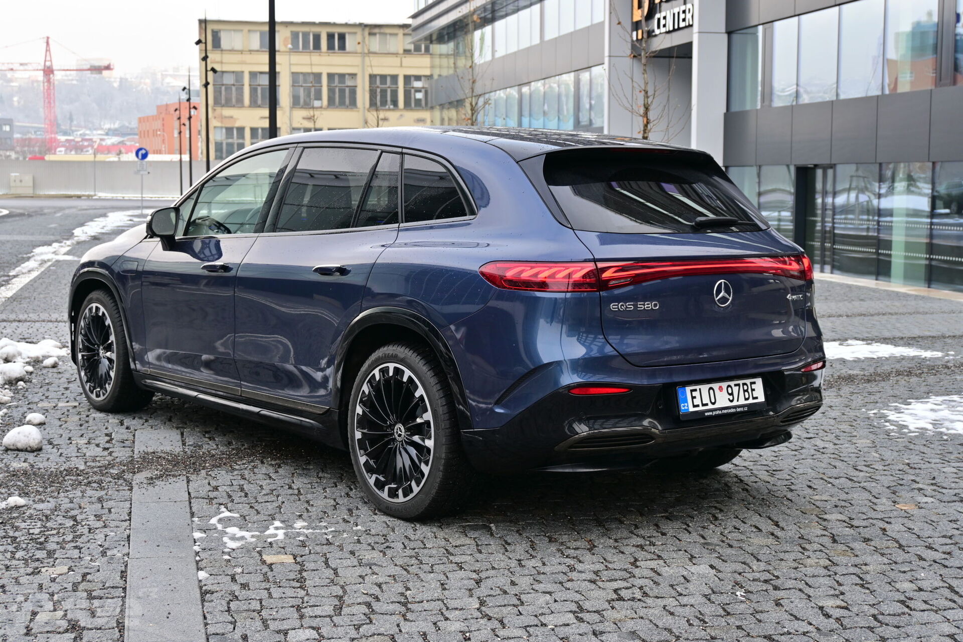 Mercedes-Benz EQS SUV