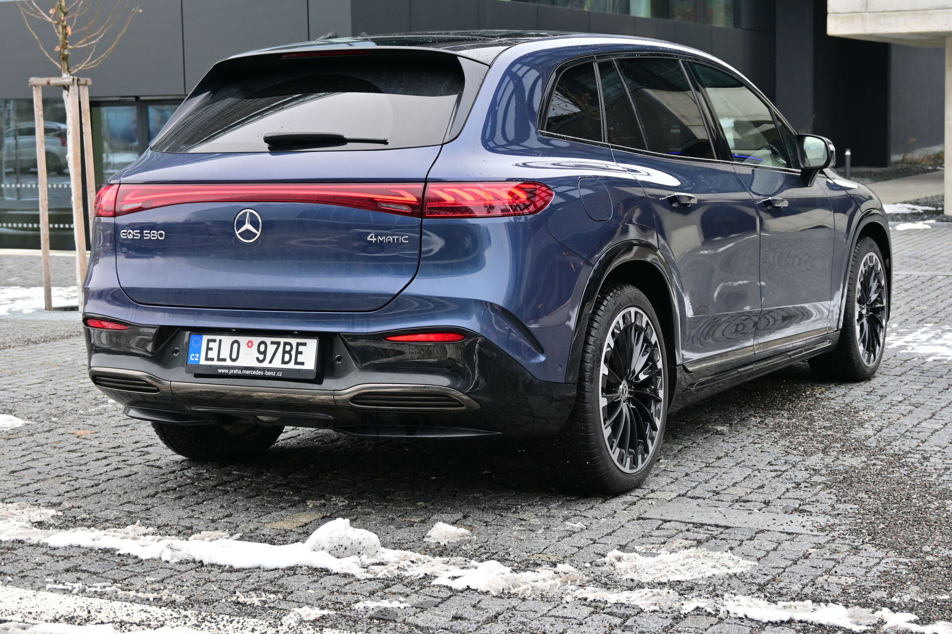 Mercedes-Benz EQS SUV