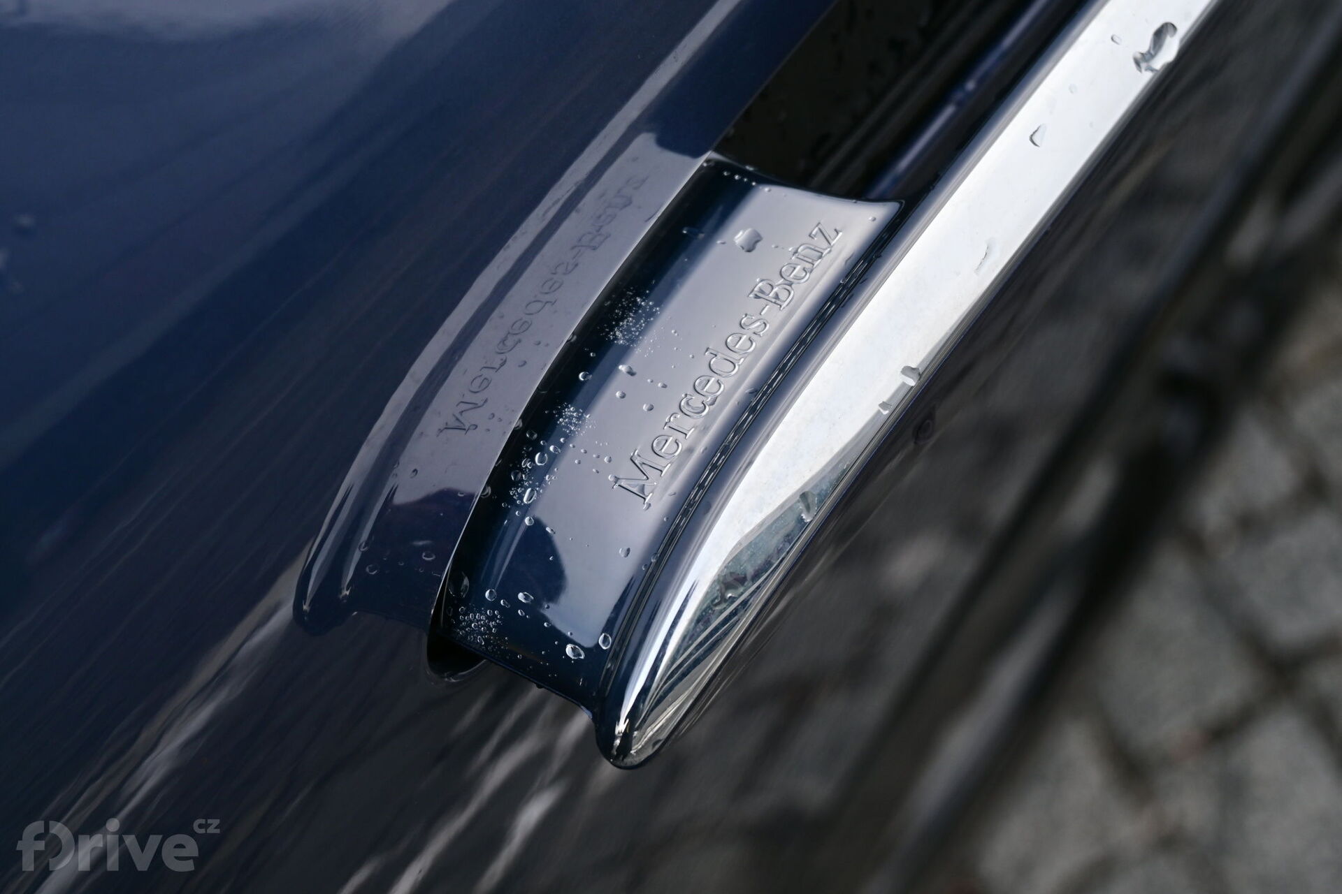 Mercedes-Benz EQS SUV