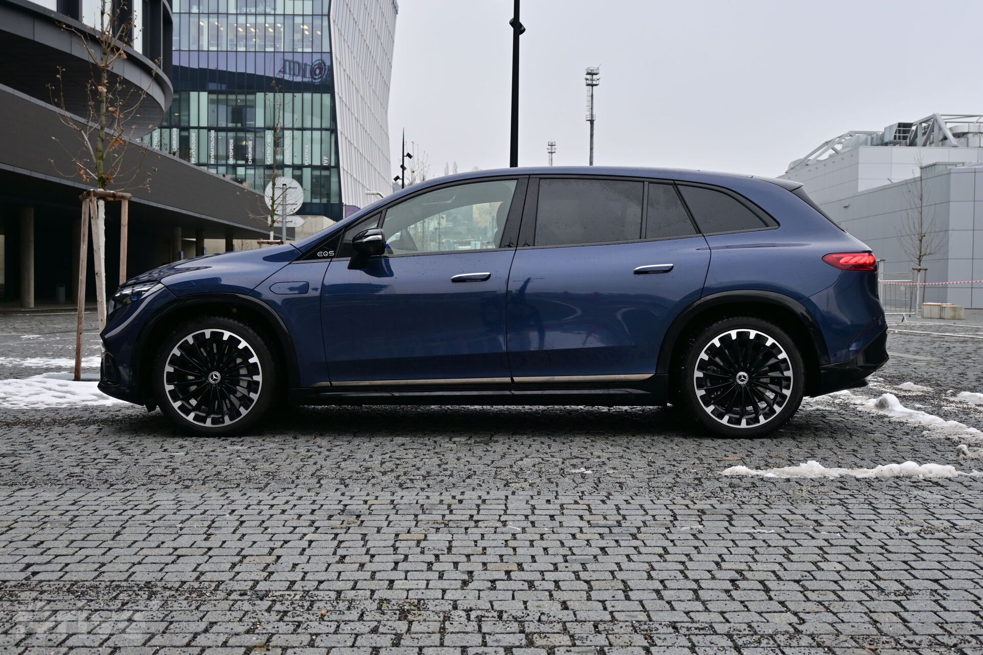 Mercedes-Benz EQS SUV