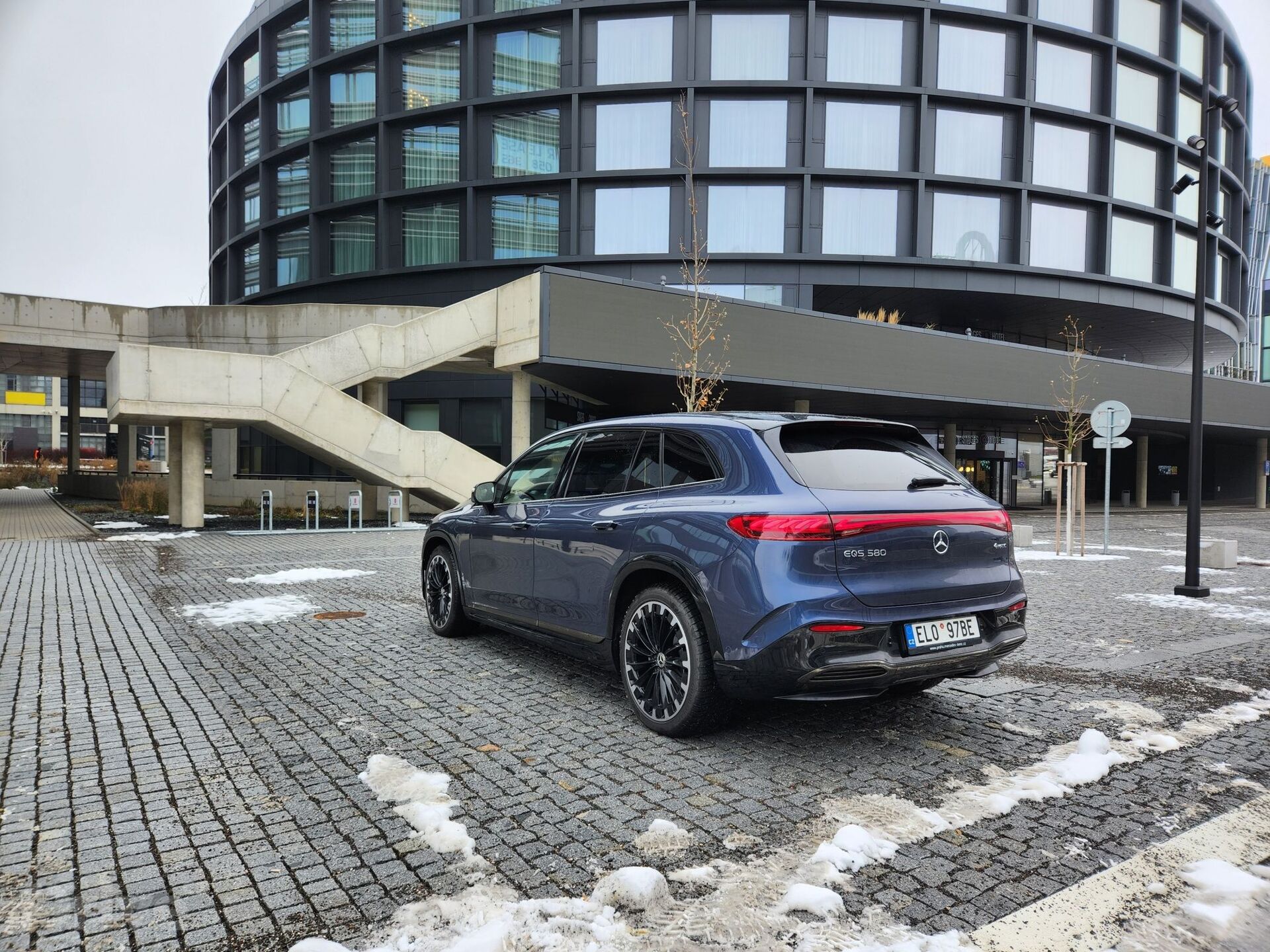 Mercedes-Benz EQS SUV