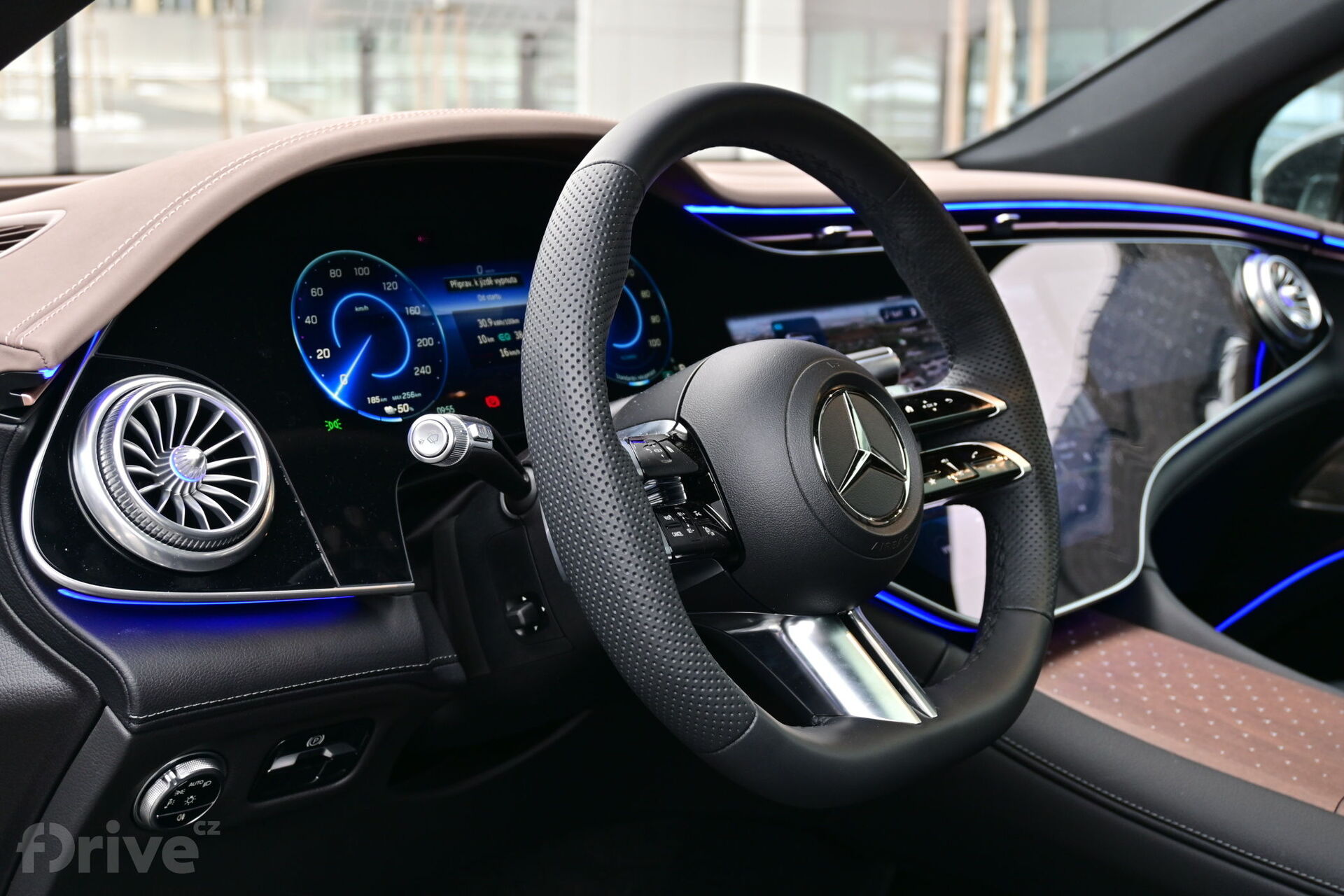 Mercedes-Benz EQS SUV