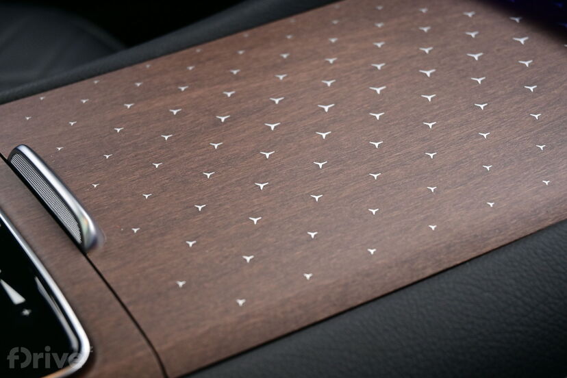 Mercedes-Benz EQS SUV