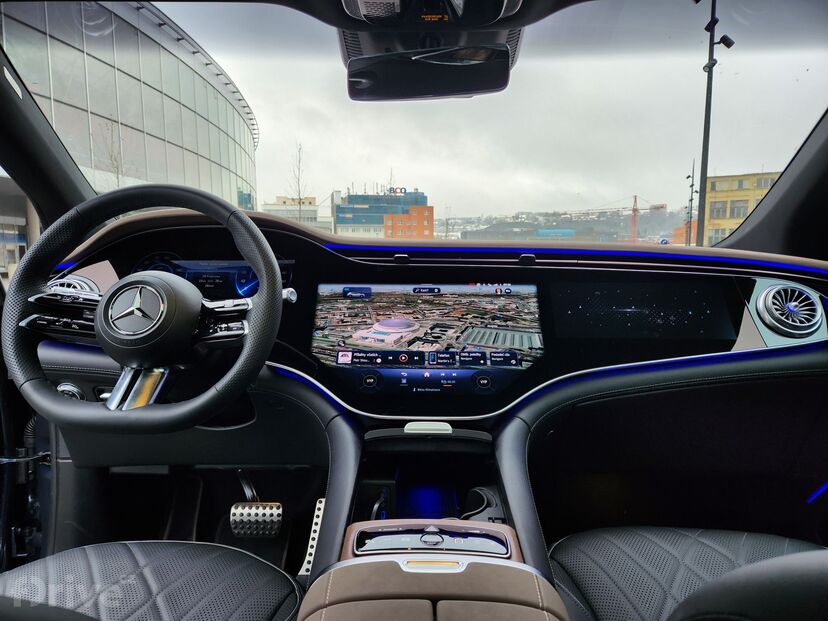 Mercedes-Benz EQS SUV