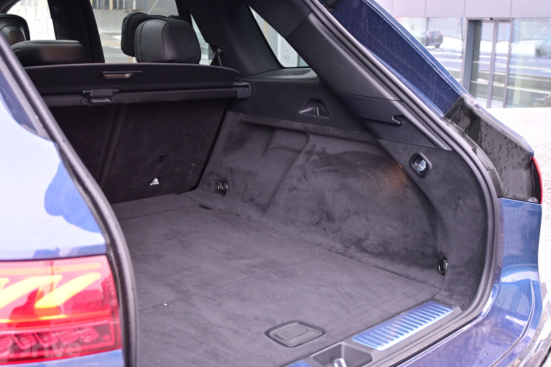 Mercedes-Benz EQS SUV