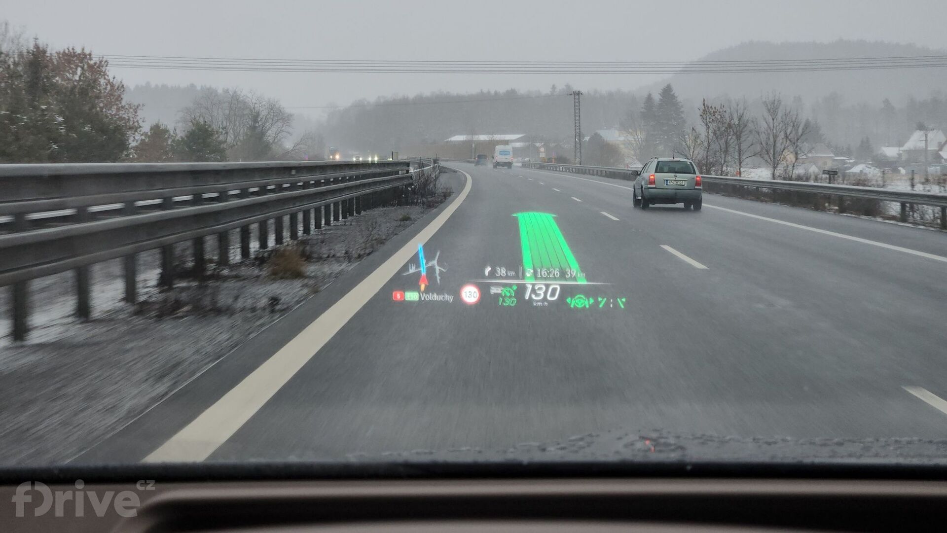 Mercedes-Benz EQS SUV