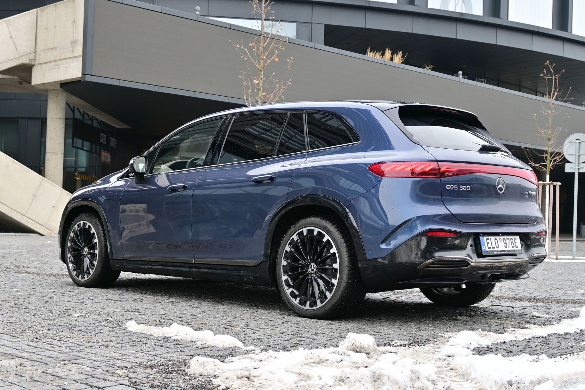 Mercedes-Benz EQS SUV