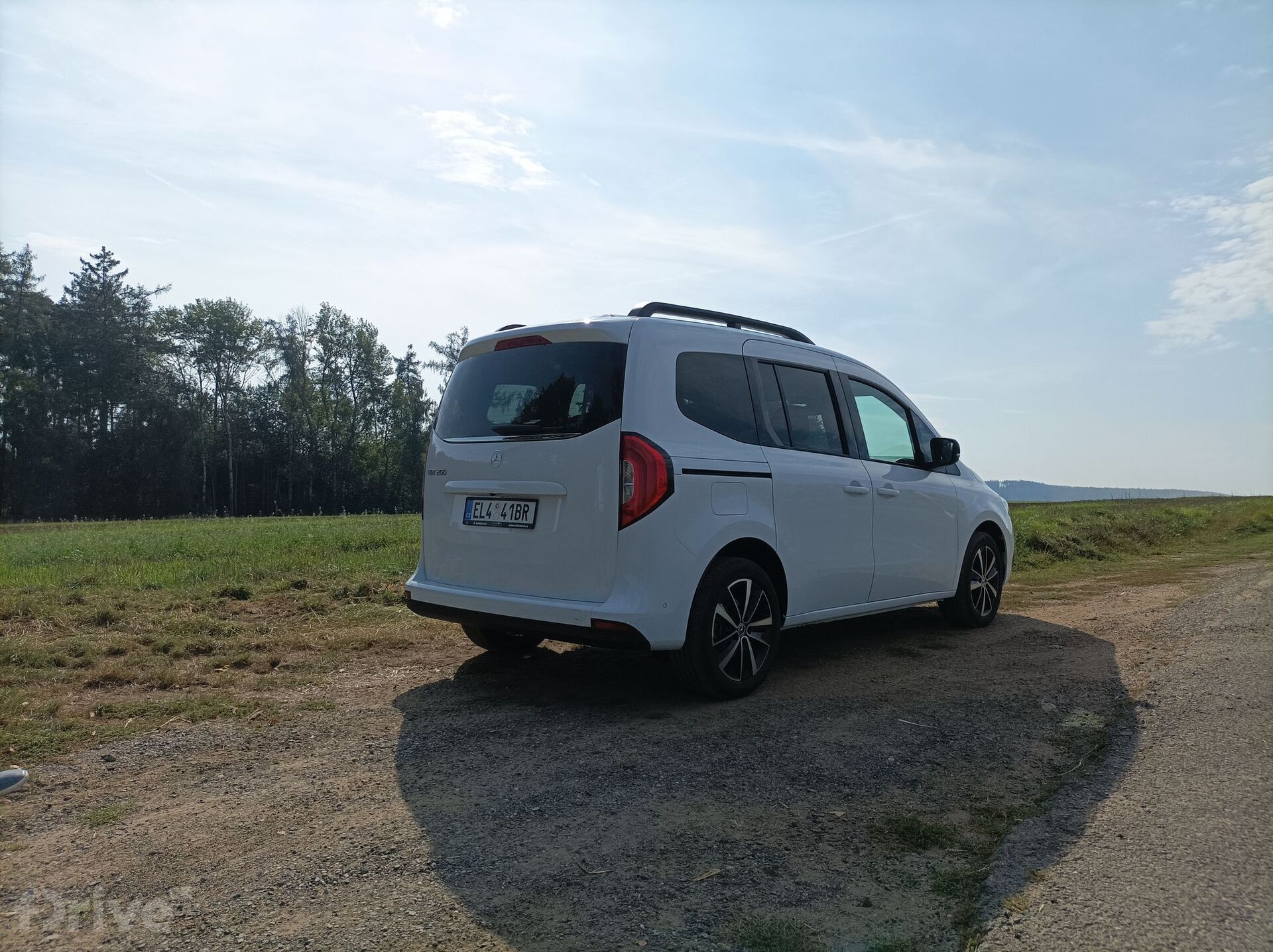 Mercedes-Benz EQT 200