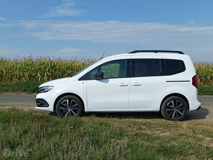 Mercedes-Benz EQT 200