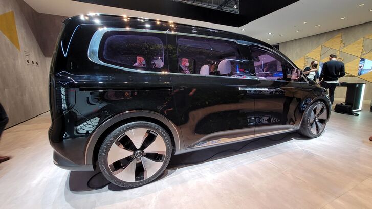 Mercedes-Benz EQT Concept