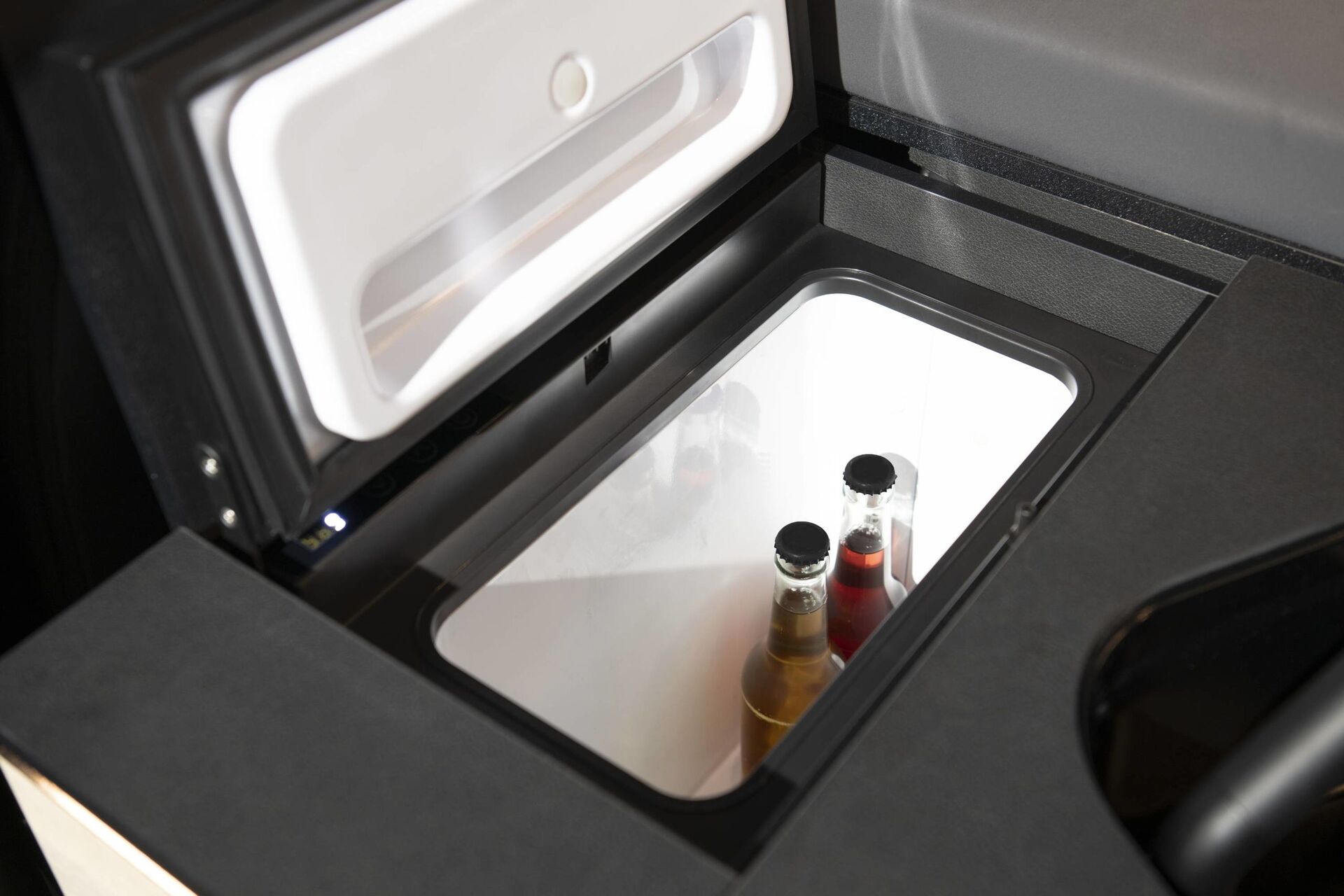 Mercedes-Benz EQT Concept Marco Polo