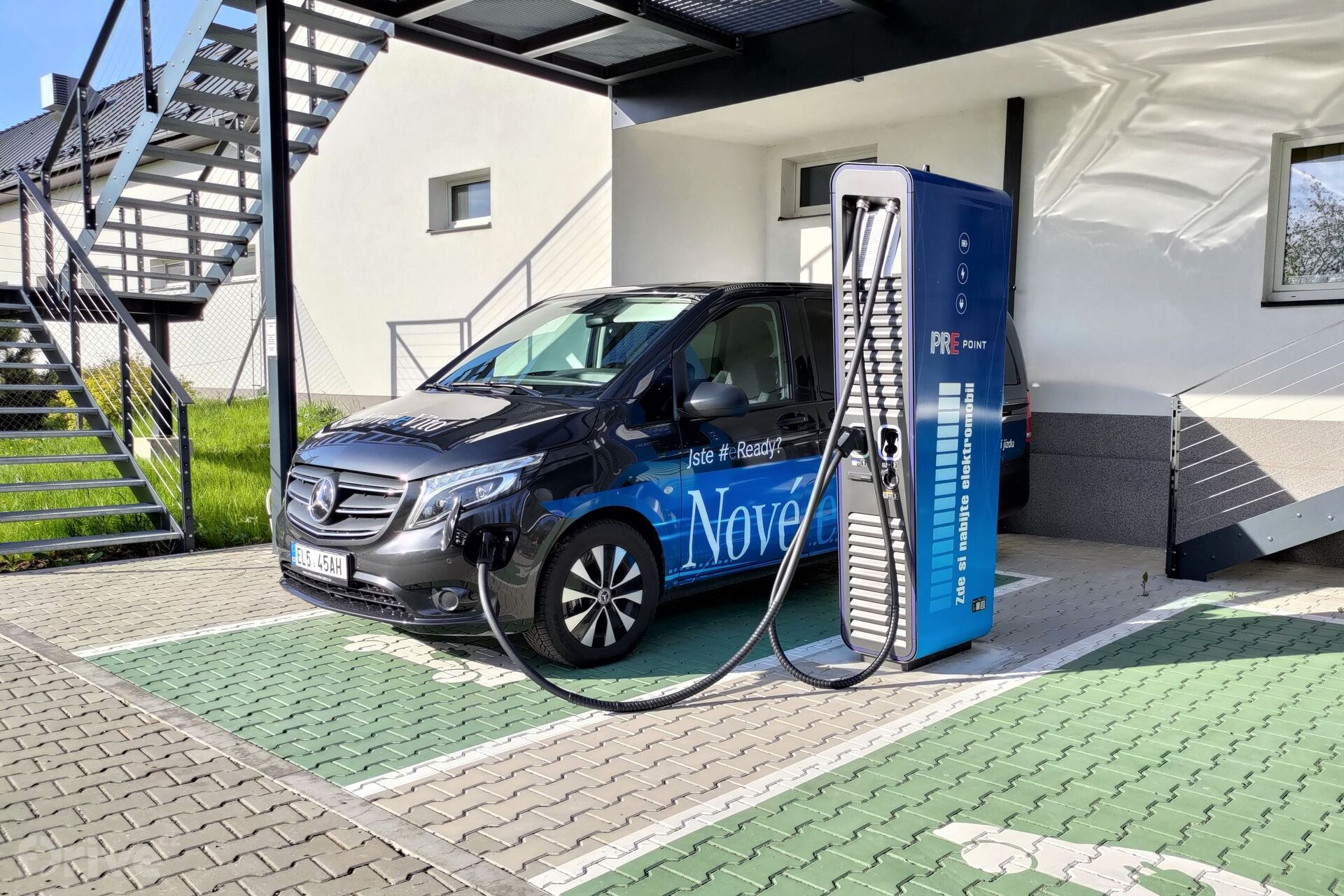 Mercedes-Benz eVito Tourer (2020)