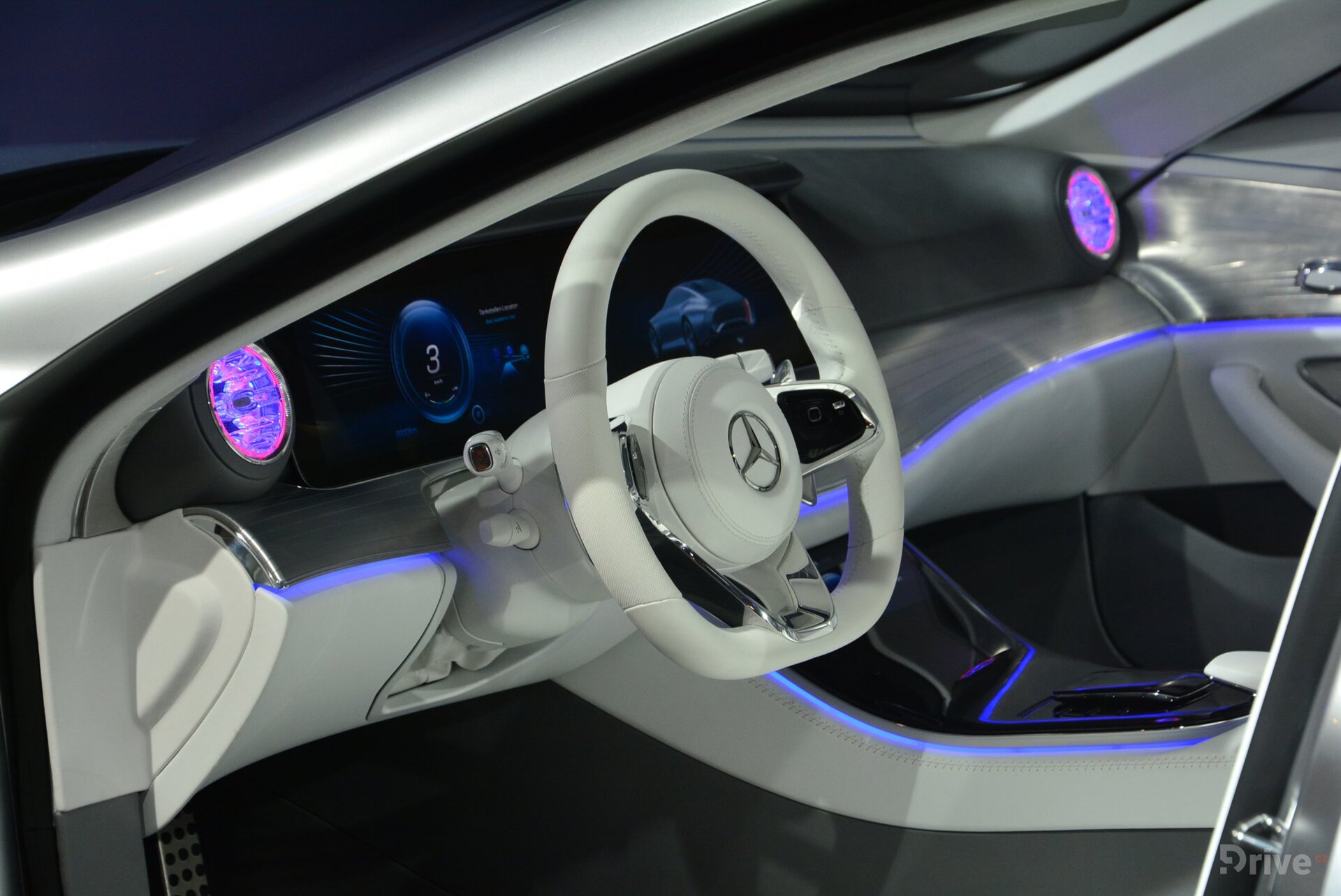 Mercedes-Benz F 015 Luxury in Motionc