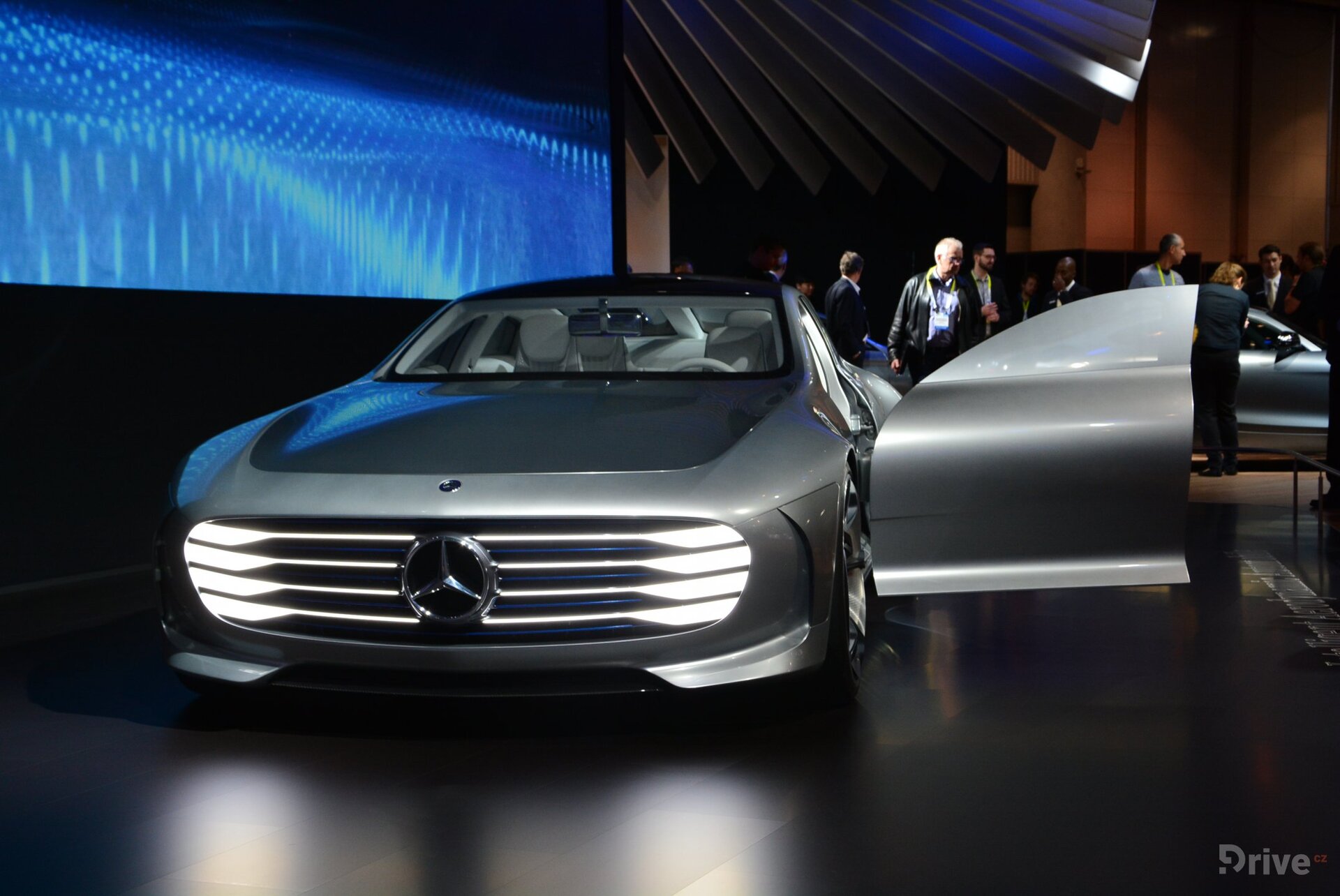 Mercedes-Benz F 015 Luxury in Motionc