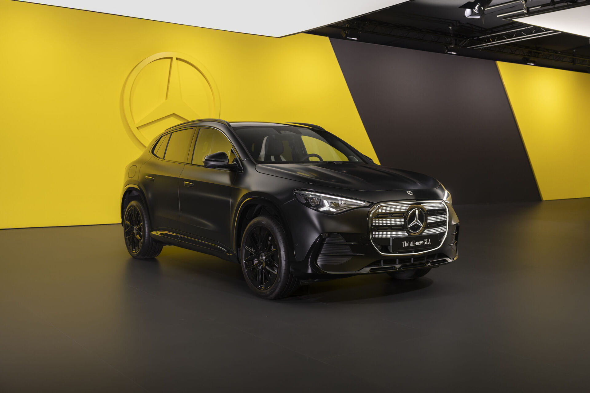 Mercedes-Benz GLA (2026)