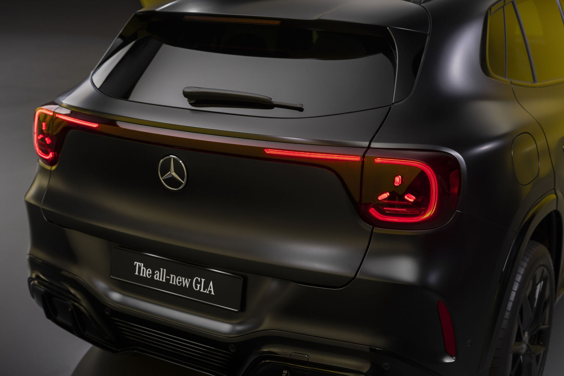 Mercedes-Benz GLA (2026)