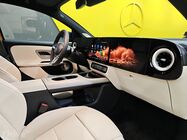 Mercedes-Benz GLA (2026)