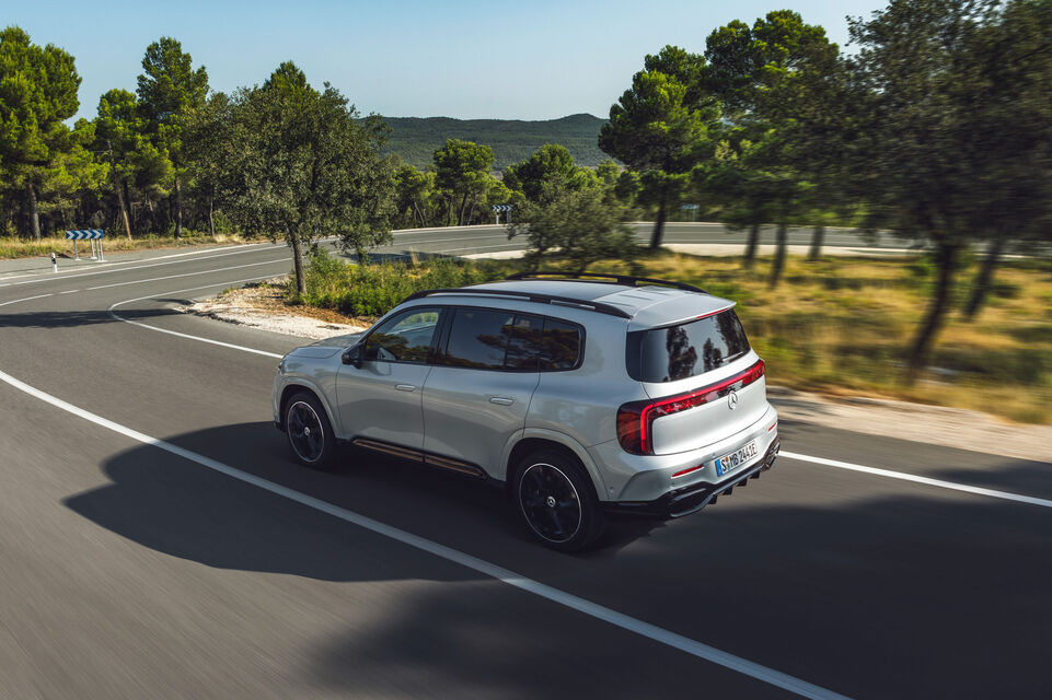 Mercedes-Benz GLB (2025)