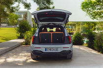 Mercedes-Benz GLB (2025)