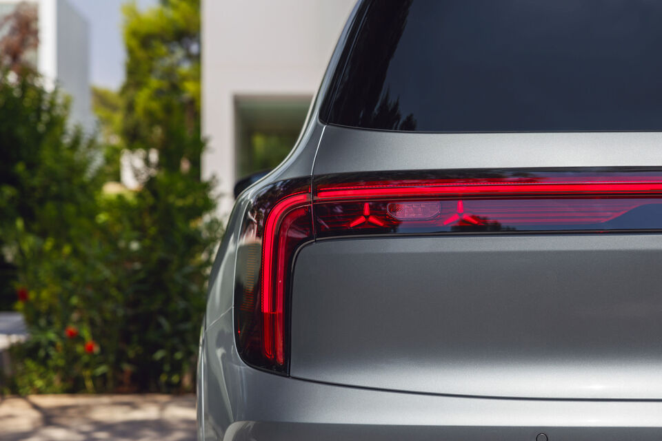 Mercedes-Benz GLB (2025)