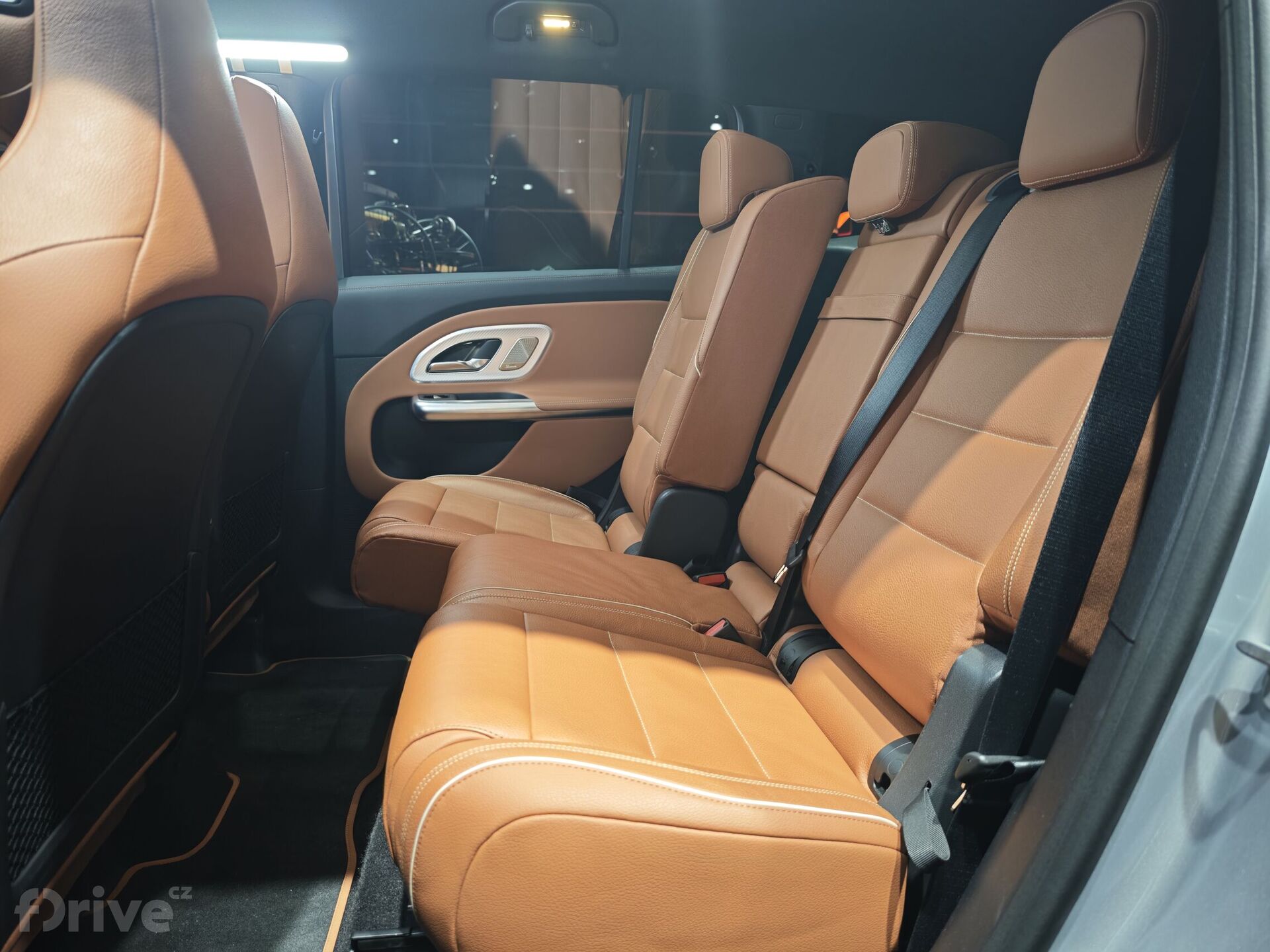 Mercedes-Benz GLB (2025)