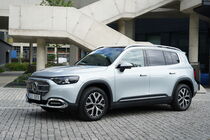 Mercedes-Benz GLB (2025)