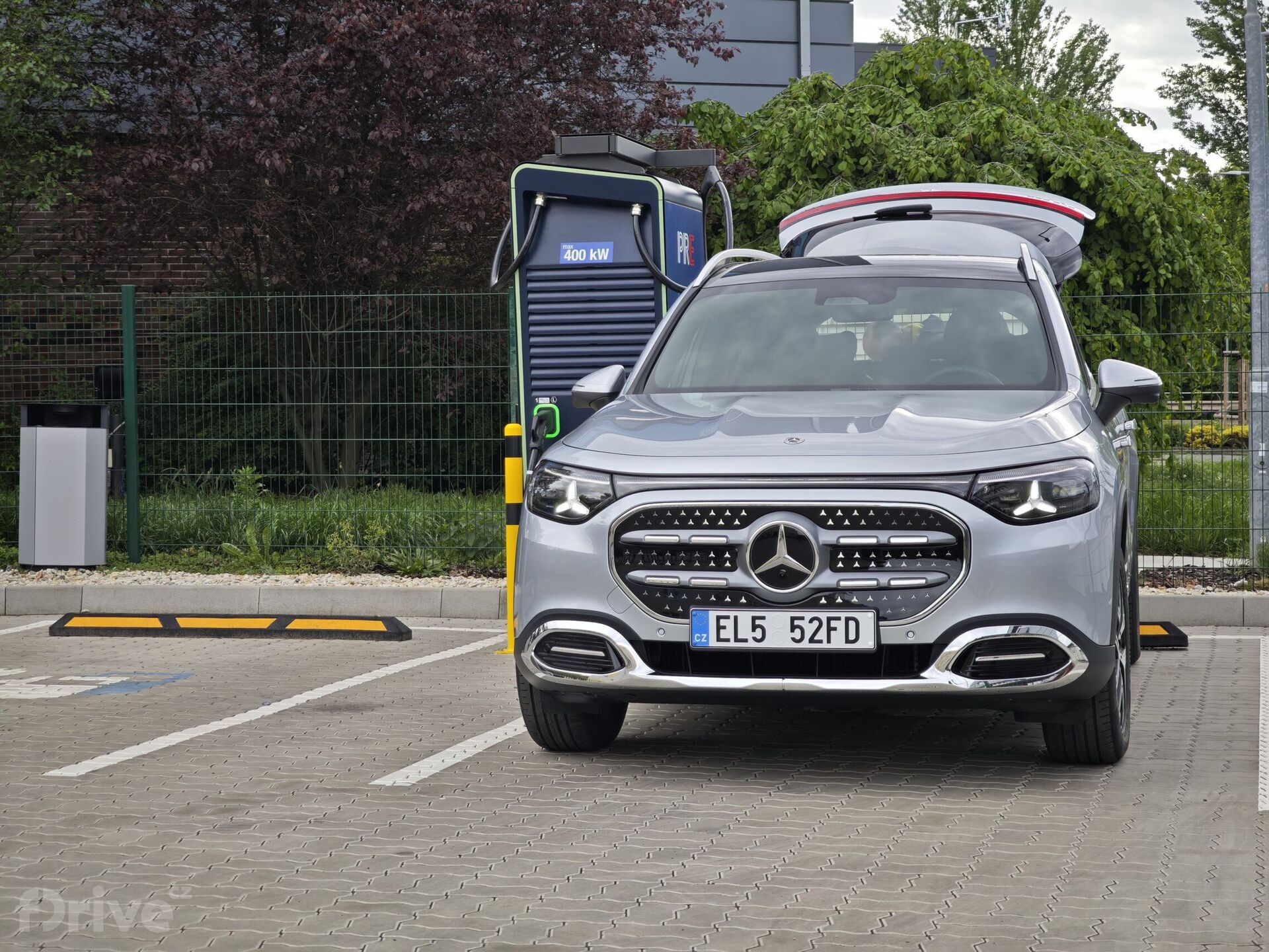 Mercedes-Benz GLB (2025)