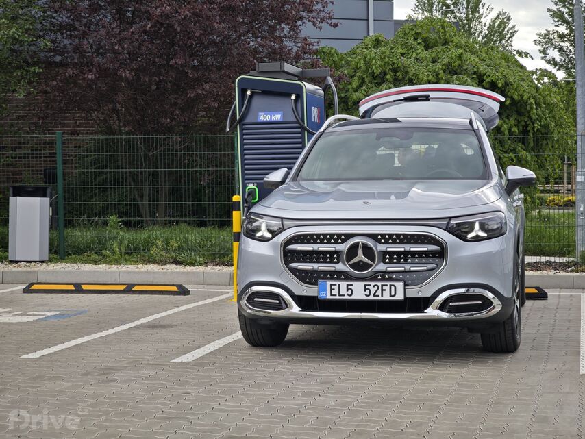 Mercedes-Benz GLB (2025)