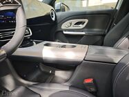 Mercedes-Benz GLB (2025)