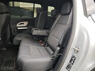Mercedes-Benz GLB (2025)