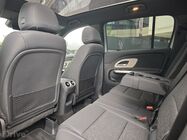 Mercedes-Benz GLB (2025)