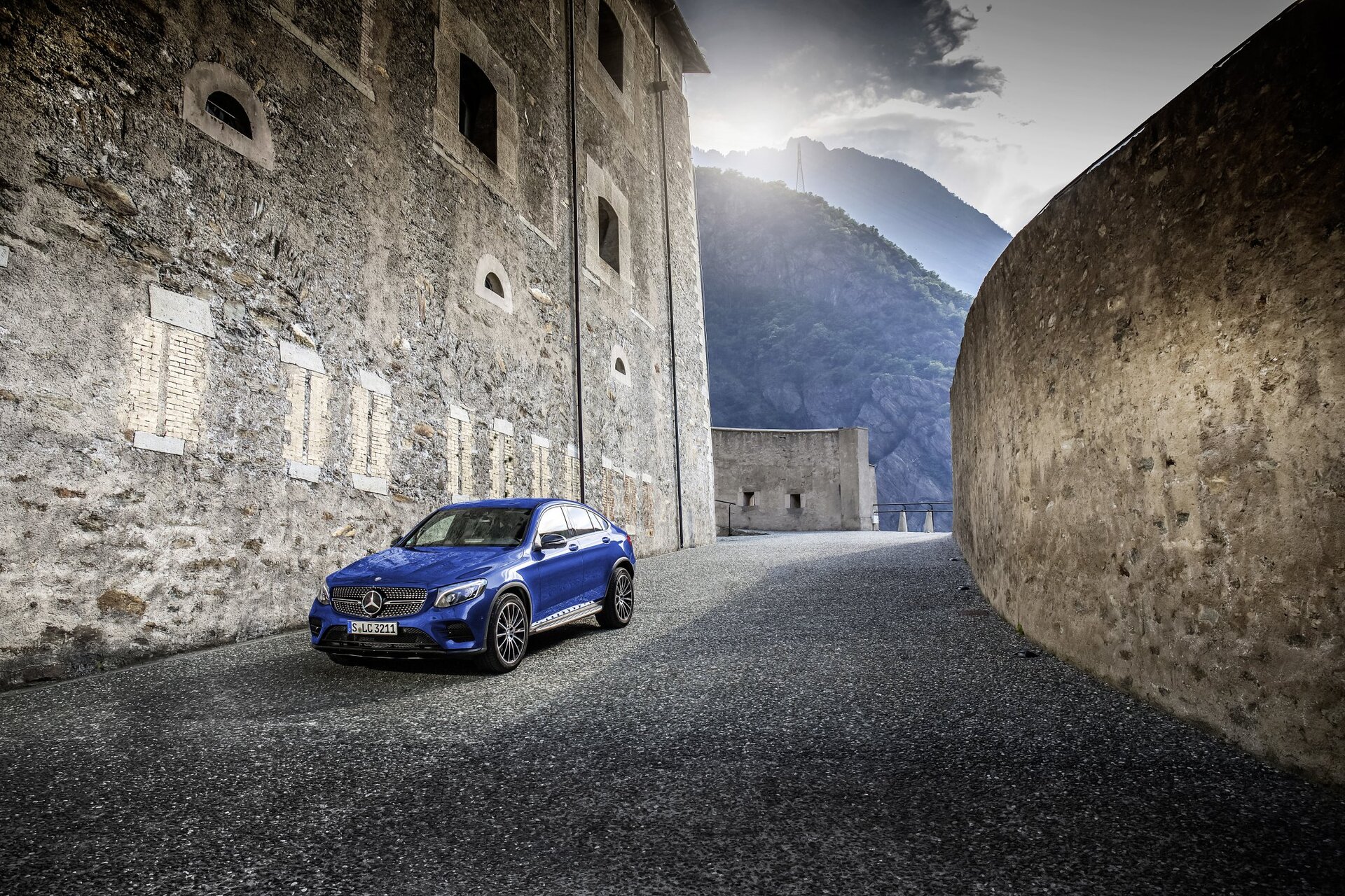 Mercedes-Benz GLC (2016)