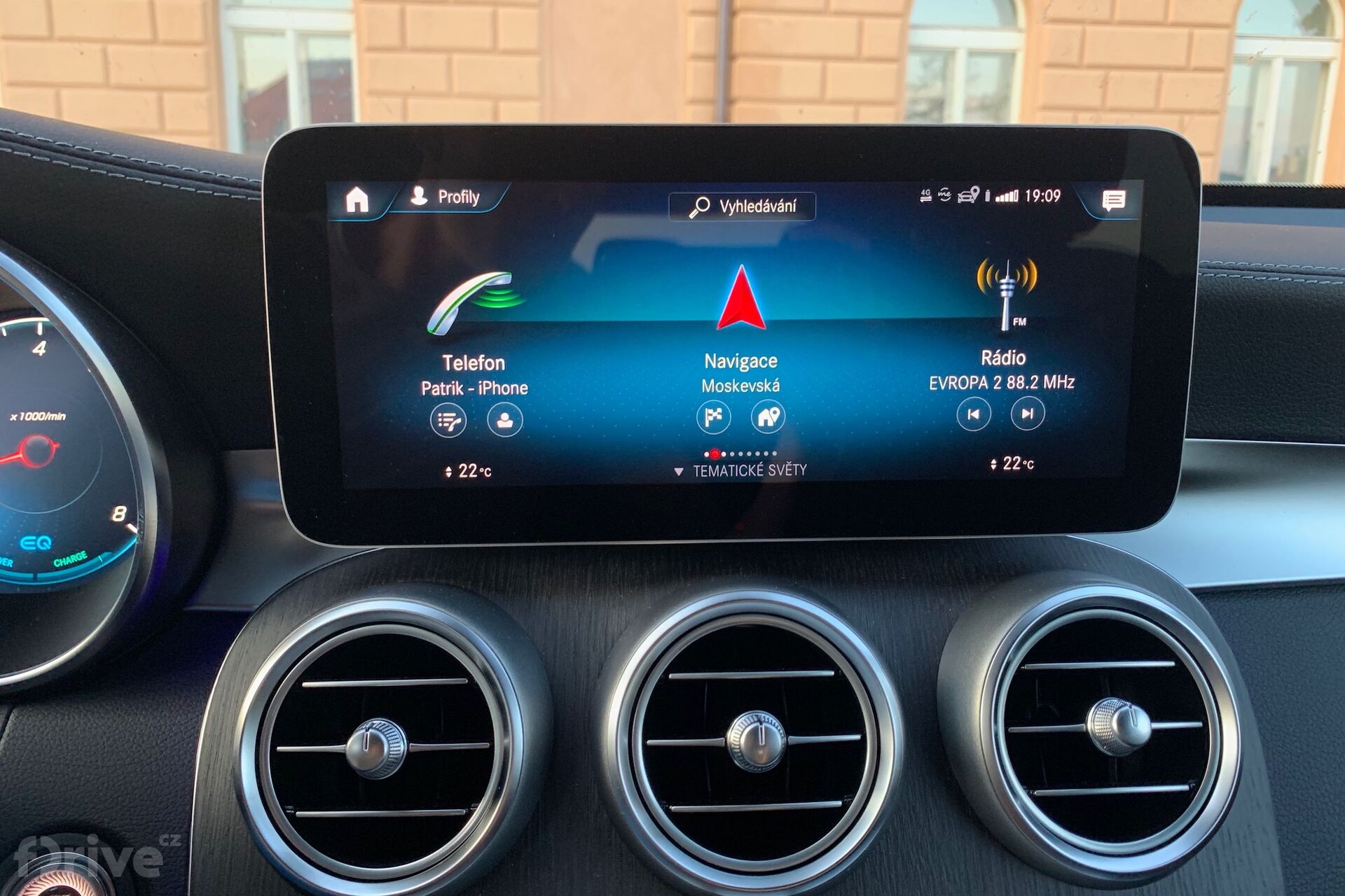 Mercedes-Benz GLC (2019)