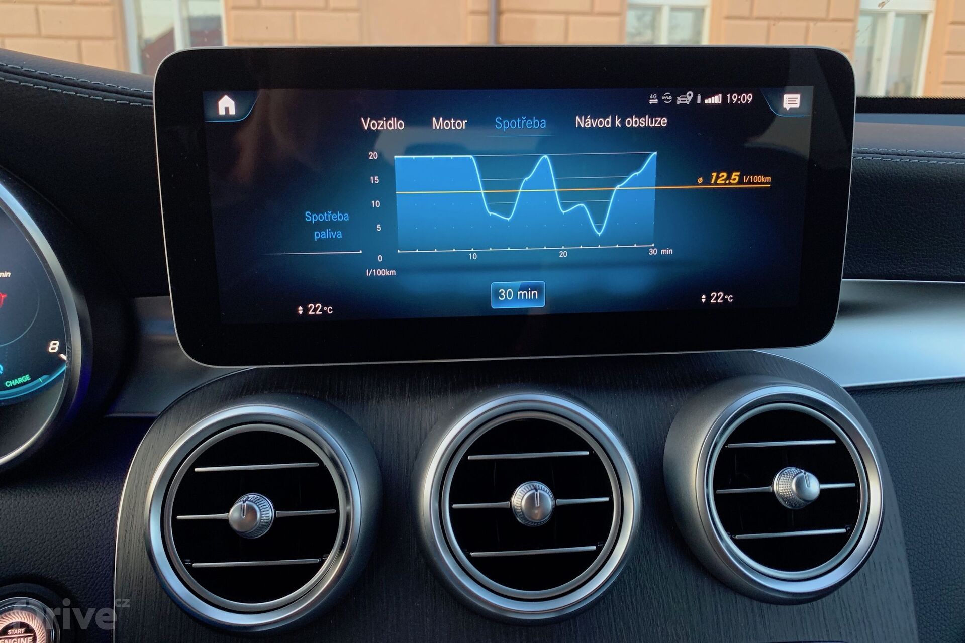 Mercedes-Benz GLC (2019)