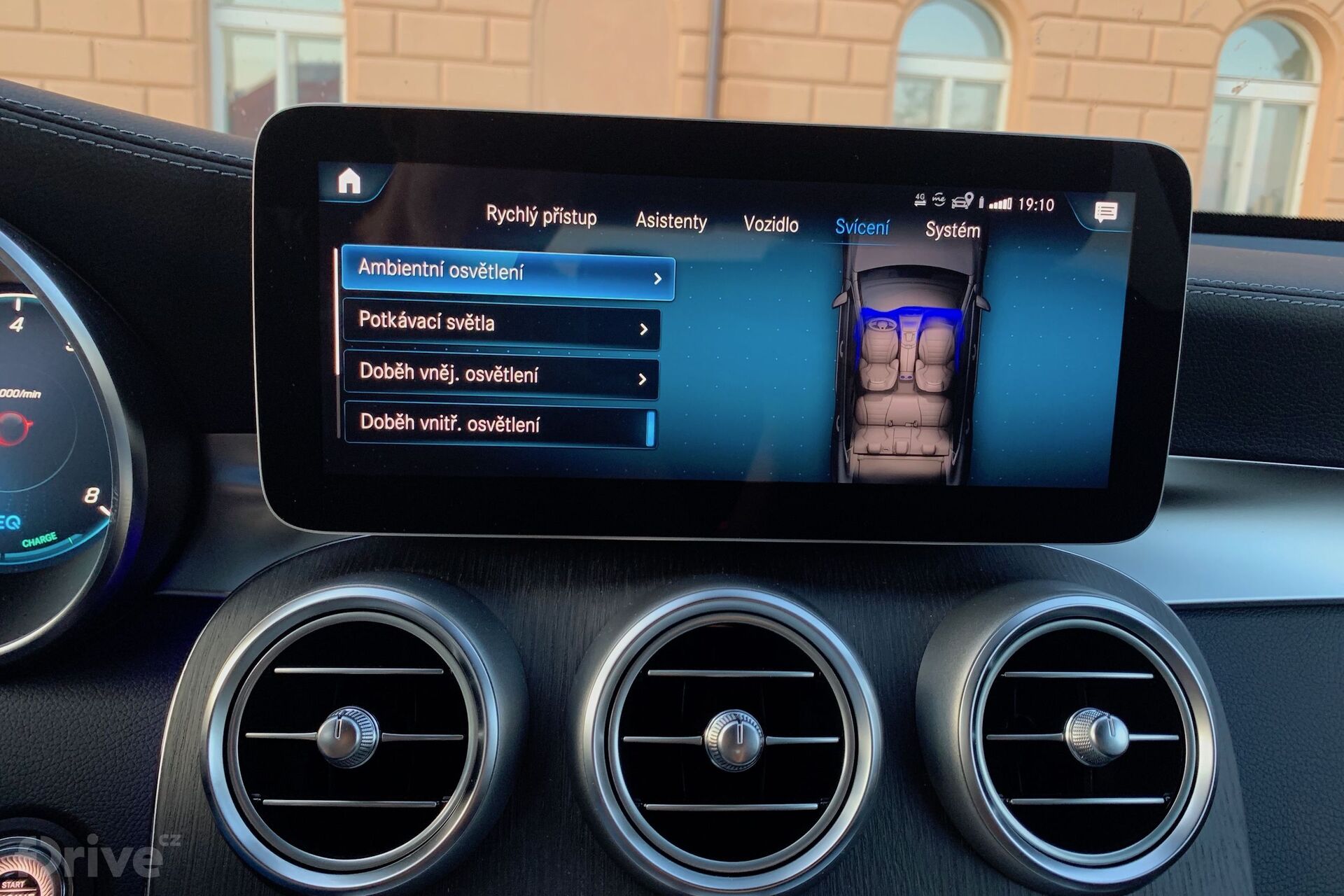 Mercedes-Benz GLC (2019)