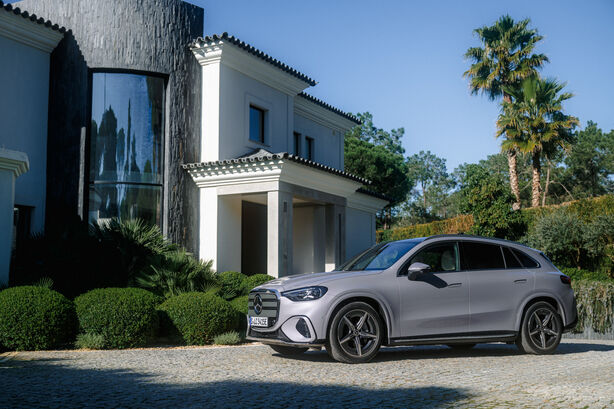 Mercedes-Benz GLC (2025)