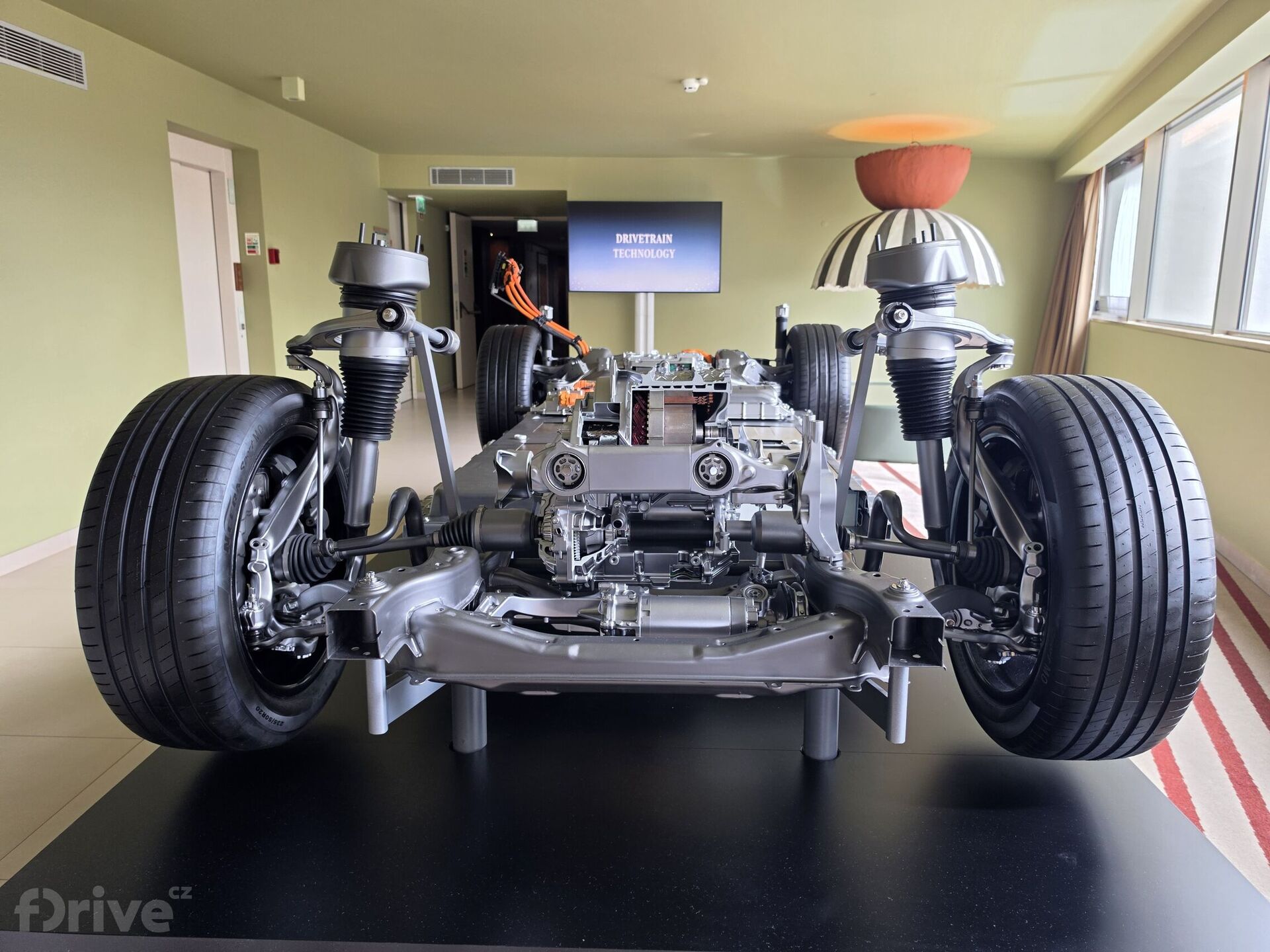 Mercedes-Benz GLC (2025)