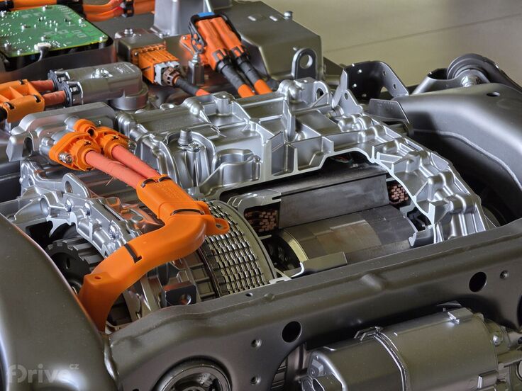 Mercedes-Benz GLC (2025)