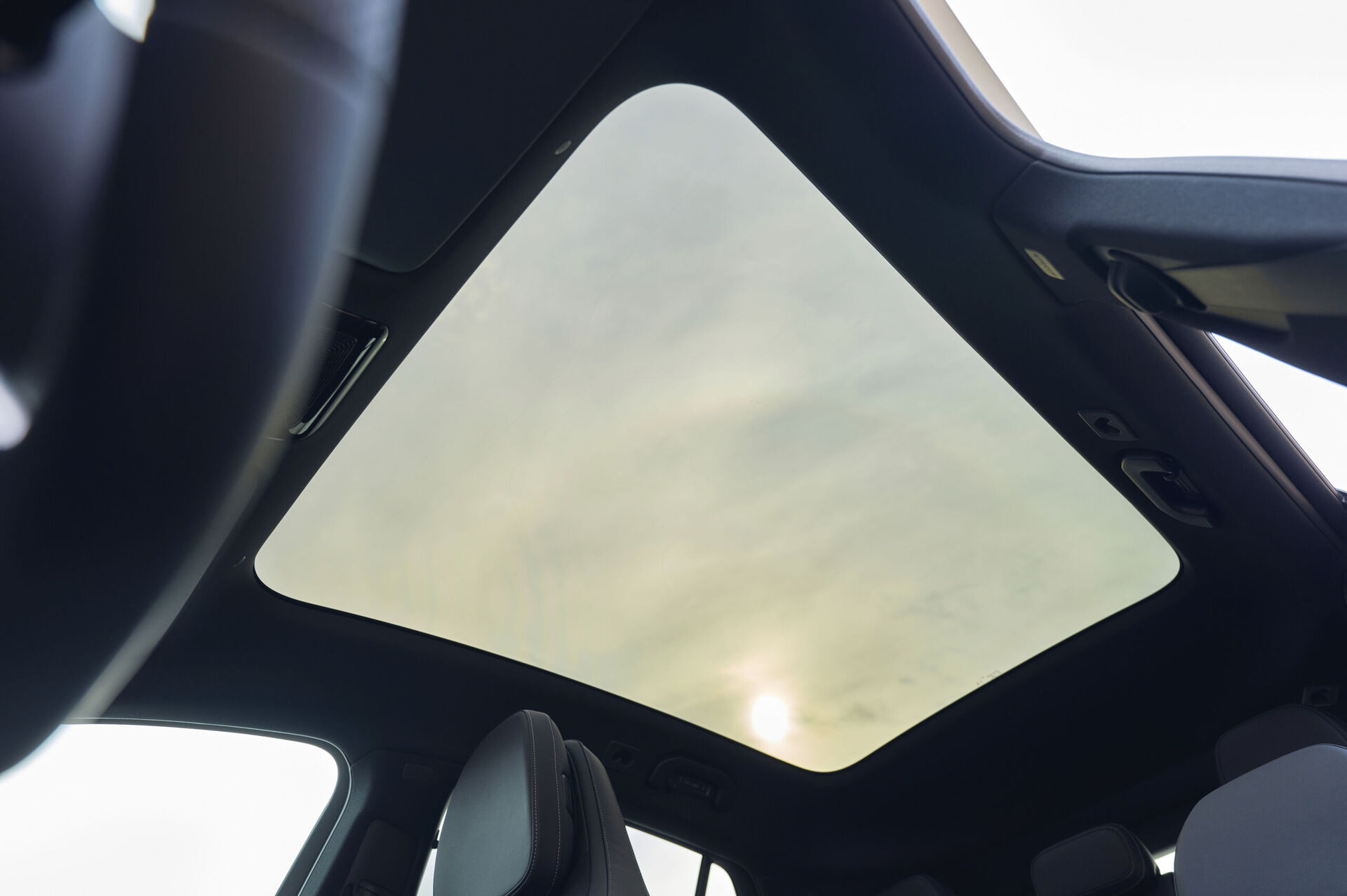 Mercedes-Benz GLC (2025)