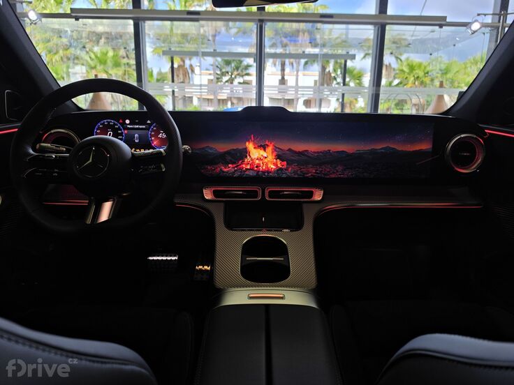 Mercedes-Benz GLC (2025)