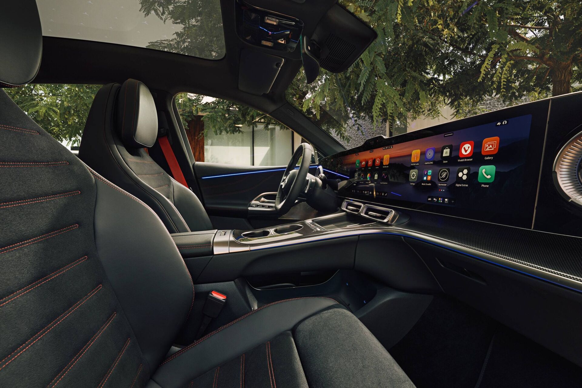 Mercedes-Benz GLC (2025)