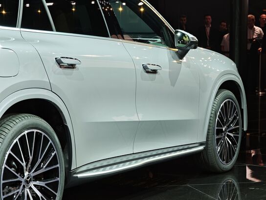 Mercedes-Benz GLC (2025)