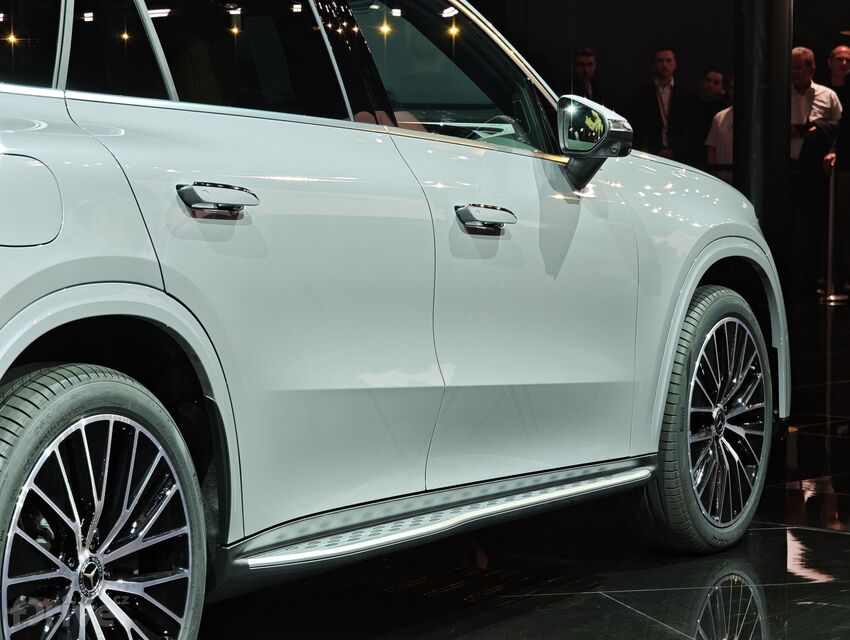 Mercedes-Benz GLC (2025)